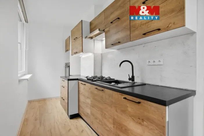 Pronájem bytu 2+1, Tanvald, Sportovní, 57 m2