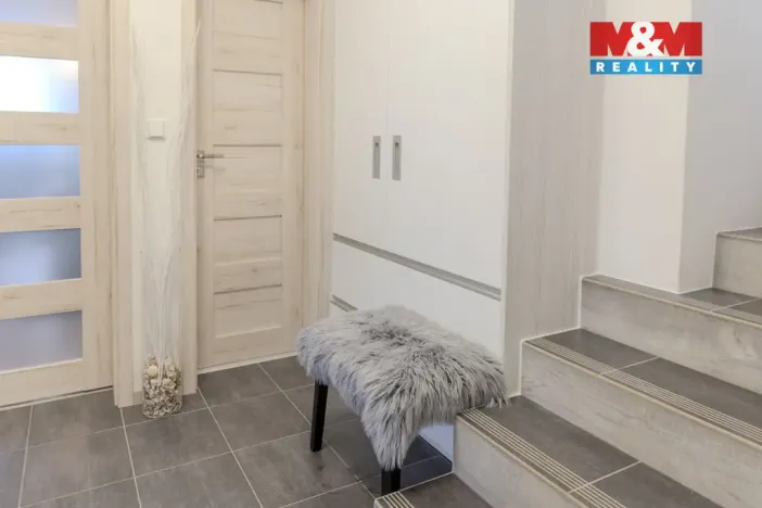 Prodej bytu 3+1, Zlín - Kudlov, Žlutá, 87 m2