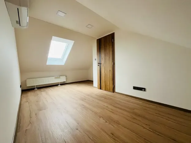 Pronájem bytu 3+kk, Praha, 90 m2