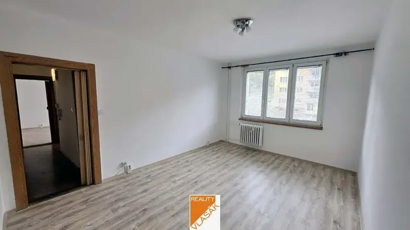 Pronájem bytu 2+1, Kadaň, Na Podlesí, 55 m2