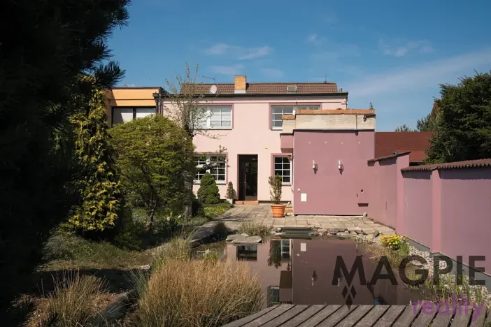 Prodej rodinného domu, Praha - Čakovice, Vyhlídkova, 243 m2