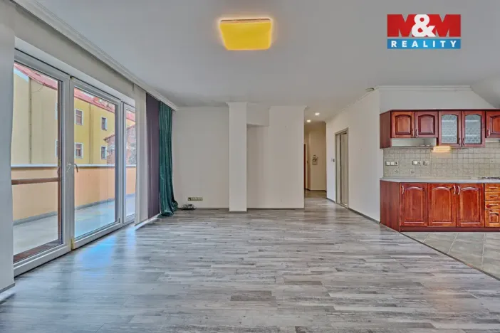 Pronájem bytu 2+kk, Čáslav - Čáslav-Staré Město, nám. Jana Žižky z Trocnova, 65 m2