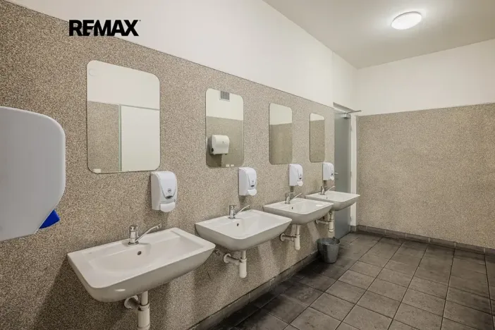 Prodej skladu, Plzeň, Dopravní, 9469 m2