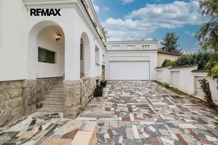 Prodej rodinného domu, Dobřany, Chotěšovská, 395 m2