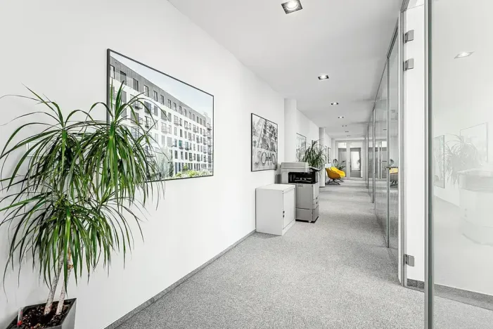 Pronájem kanceláře, Praha - Holešovice, U Uranie, 270 m2