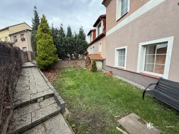 Pronájem bytu 1+kk, Praha - Dubeč, Starodubečská, 22 m2