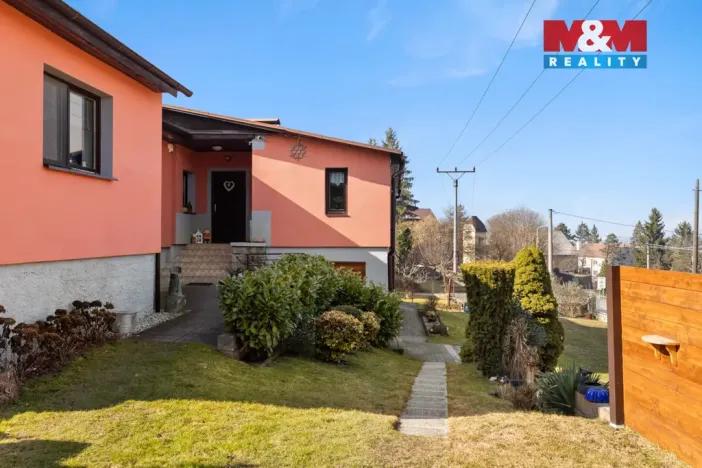 Prodej rodinného domu, Pchery, V Ořechovce, 228 m2