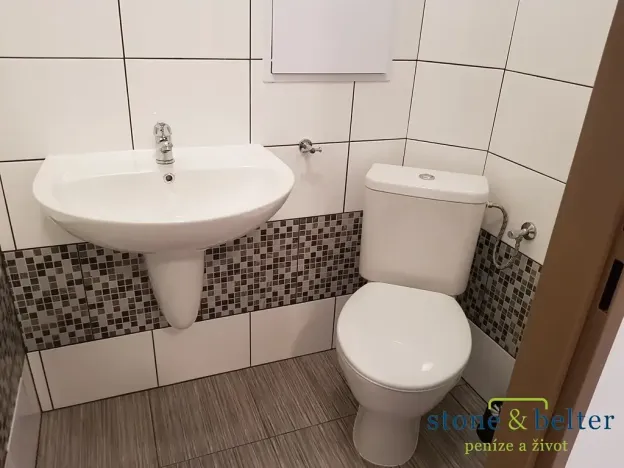 Pronájem bytu 2+kk, Praha - Bubeneč, Bubenečská, 59 m2