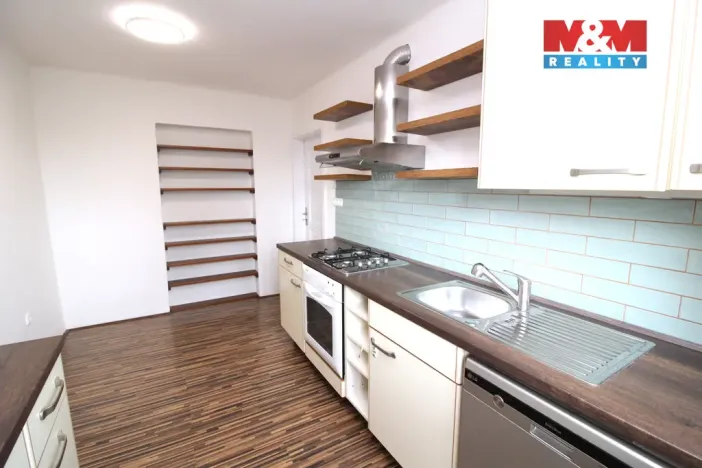 Prodej bytu 2+1, Benešov, Ladova, 54 m2