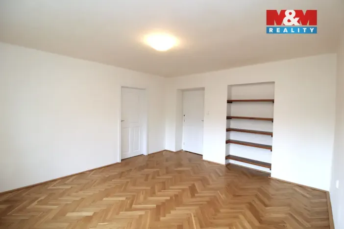 Prodej bytu 2+1, Benešov, Ladova, 54 m2