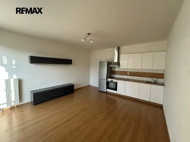 Pronájem bytu 3+kk, Kladno, Jaroslava Holečka, 65 m2