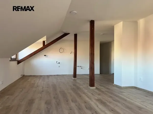 Prodej bytu 4+kk, Kladno, Poštovní náměstí, 123 m2