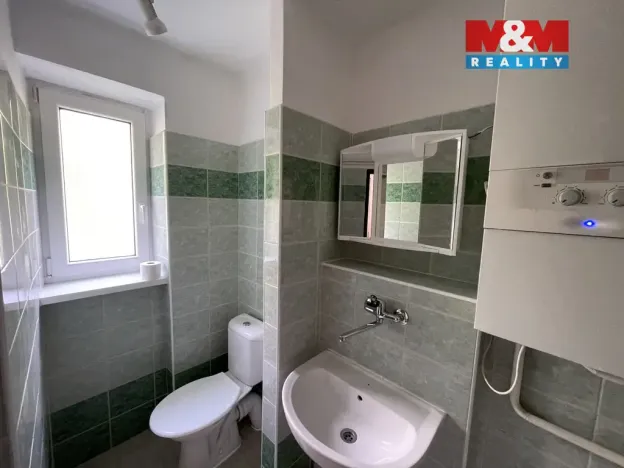 Pronájem bytu 2+1, Ústí nad Labem - Neštěmice, Železná, 48 m2