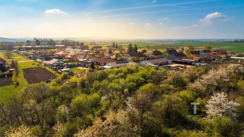 Prodej pozemku pro bydlení, Drnholec, 2082 m2