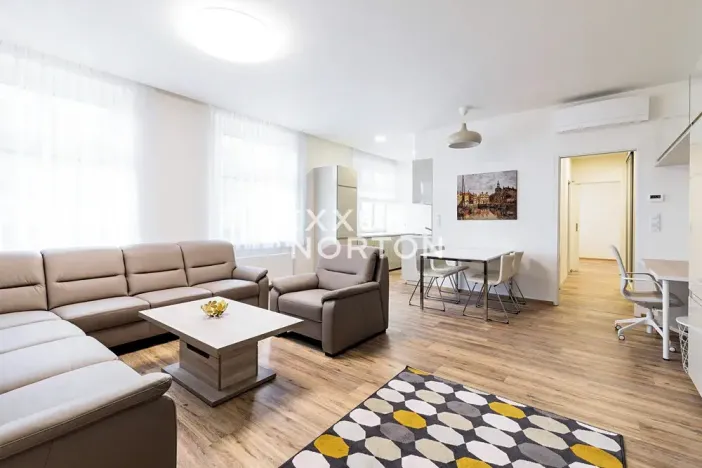 Pronájem bytu 2+kk, Praha - Dejvice, Evropská, 73 m2