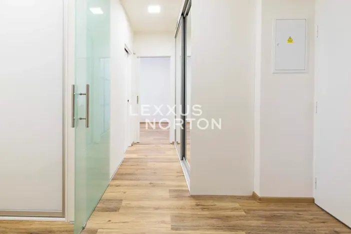 Pronájem bytu 2+kk, Praha - Dejvice, Evropská, 73 m2