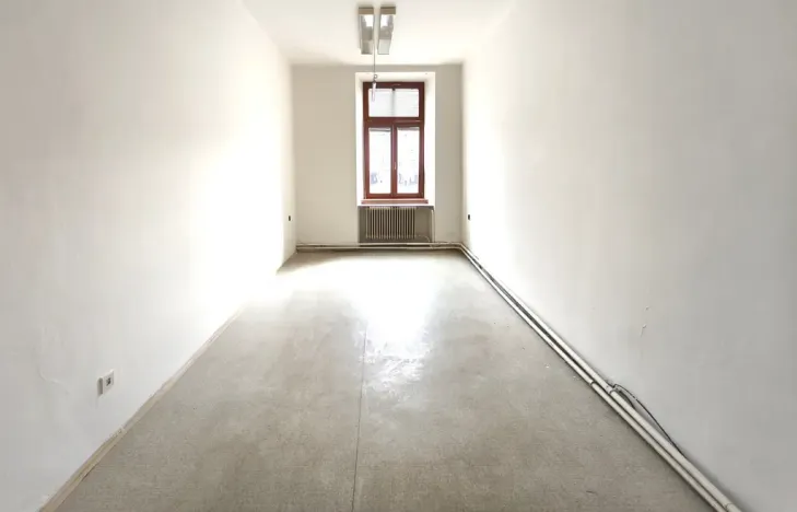 Pronájem kanceláře, Nový Jičín, Masarykovo nám., 18 m2