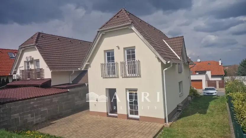 Prodej rodinného domu, Jesenice, Šeříková, 108 m2