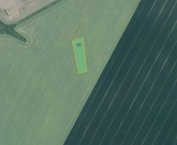 Prodej pole, Děčany, 4184 m2