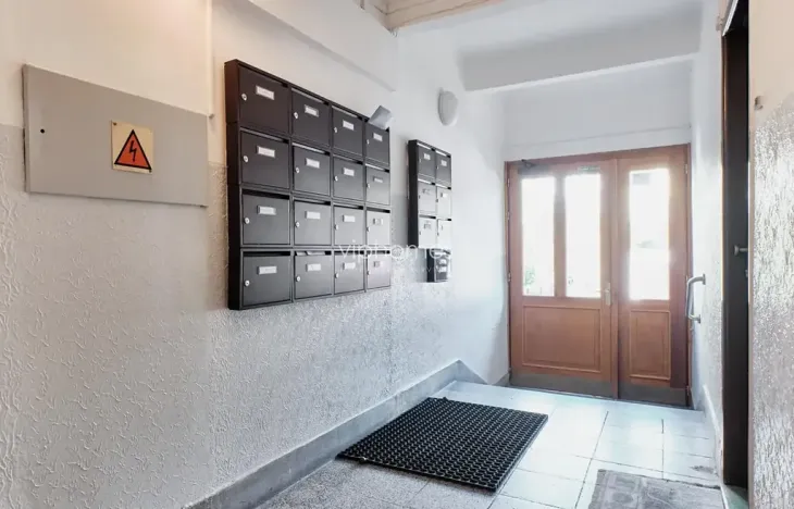 Pronájem bytu 1+kk, Praha - Střešovice, Za Hládkovem, 34 m2