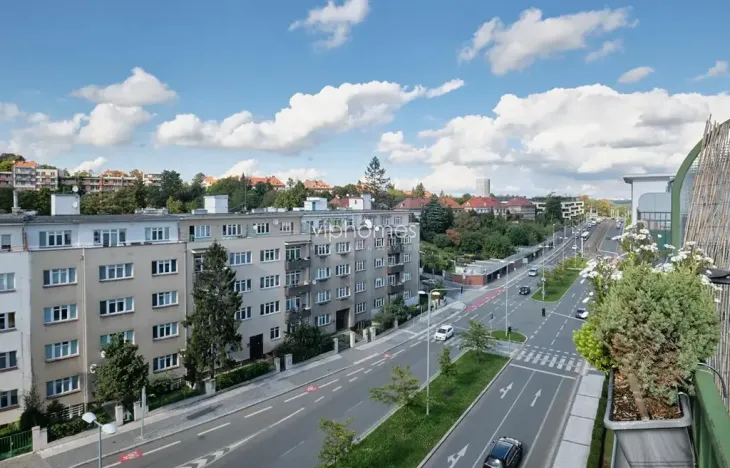 Pronájem bytu 1+kk, Praha - Střešovice, Za Hládkovem, 34 m2
