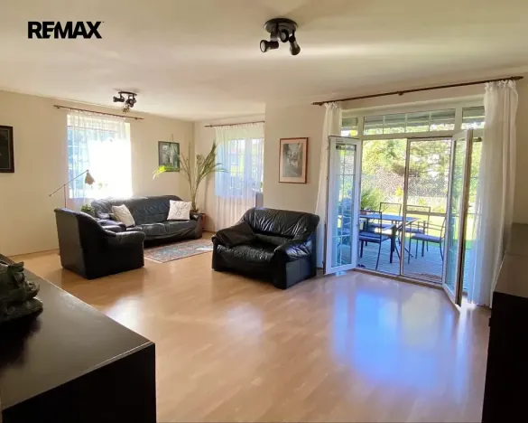 Pronájem bytu 4+1, Vestec, Ve Stromkách, 123 m2