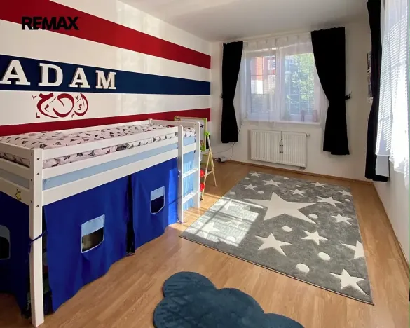 Pronájem bytu 4+1, Vestec, Ve Stromkách, 123 m2