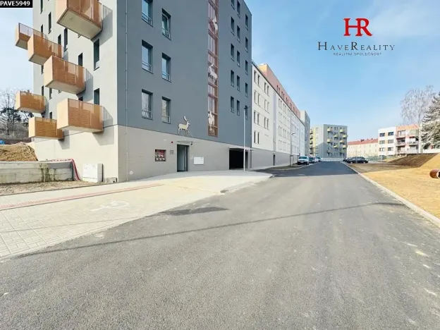 Pronájem garáže, Benešov, Suchánkova, 15 m2