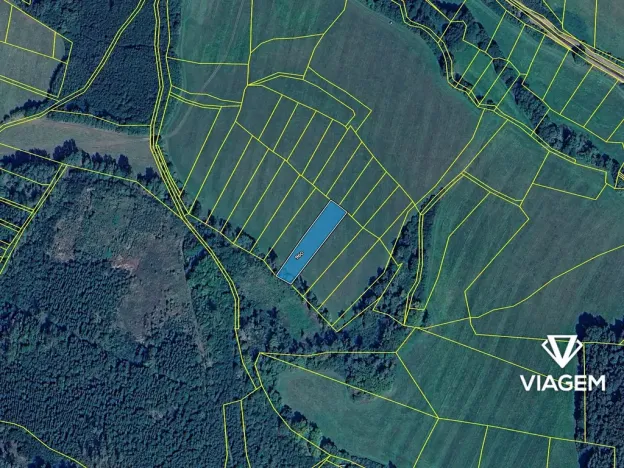 Prodej podílu pole, Chlumy, 472 m2