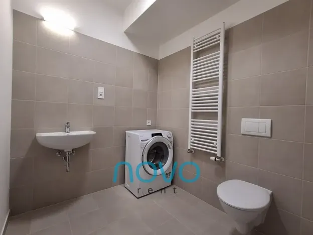 Pronájem bytu 1+kk, Praha - Vysočany, Gerstelova, 41 m2