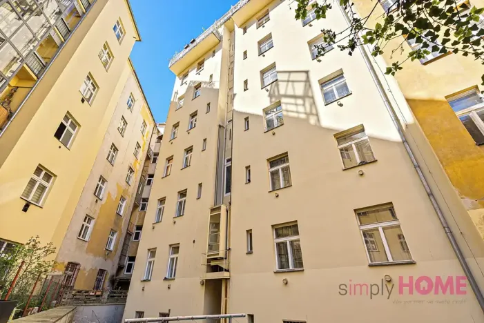 Prodej bytu 2+kk, Praha - Nusle, Táborská, 57 m2
