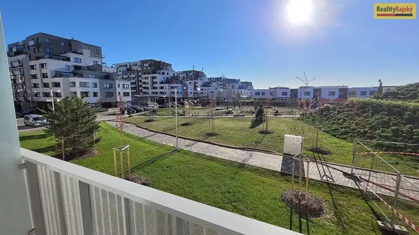 Pronájem bytu 2+kk, Praha - Dolní Měcholupy, Honzíkova, 40 m2