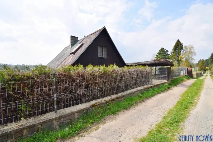 Prodej chaty, Stříbrná Skalice, 136 m2