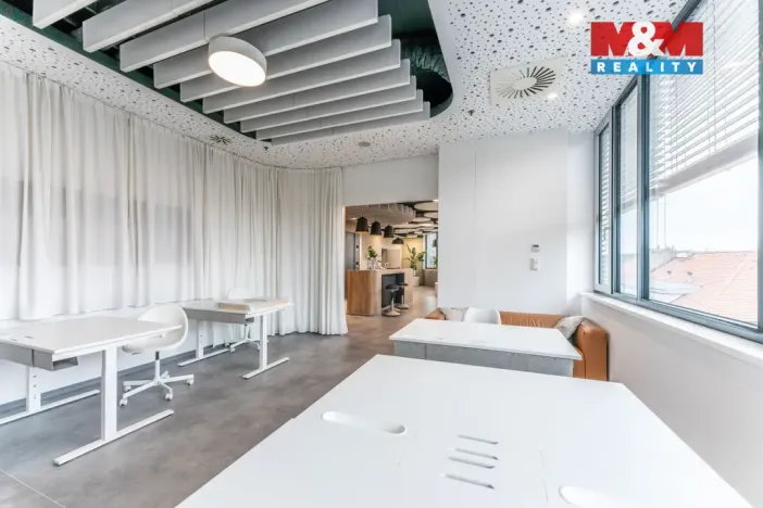 Pronájem komerční nemovitosti, Praha, Jihlavská, 30 m2