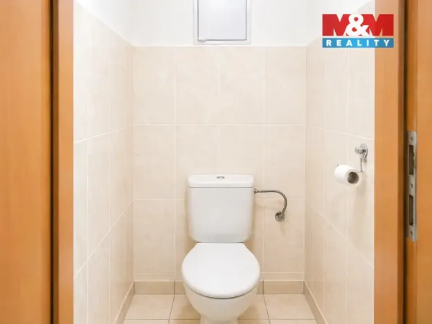 Pronájem bytu 1+kk, Praha - Podolí, Dvorecká, 50 m2