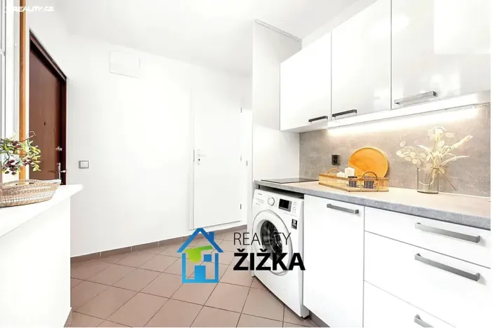 Pronájem bytu 1+1, Brno, Gallašova, 30 m2