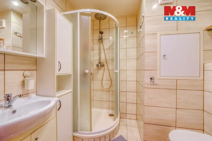 Prodej bytu 1+kk, Praha - Háje, Bajkonurská, 26 m2