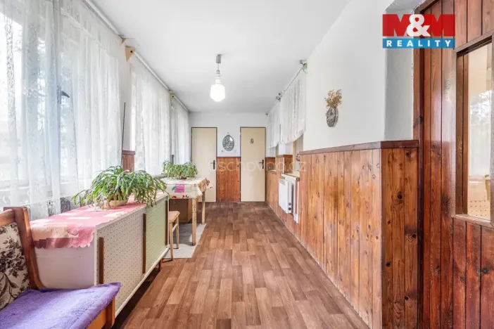 Prodej rodinného domu, Spomyšl, 350 m2