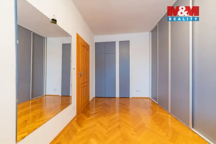 Prodej bytu 4+1, Sokolov, Sokolovská, 81 m2