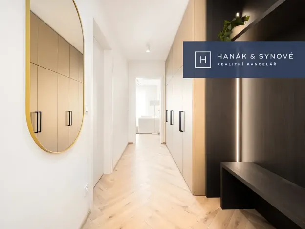 Prodej bytu 4+kk, Pohořelice, U Kasáren, 90 m2