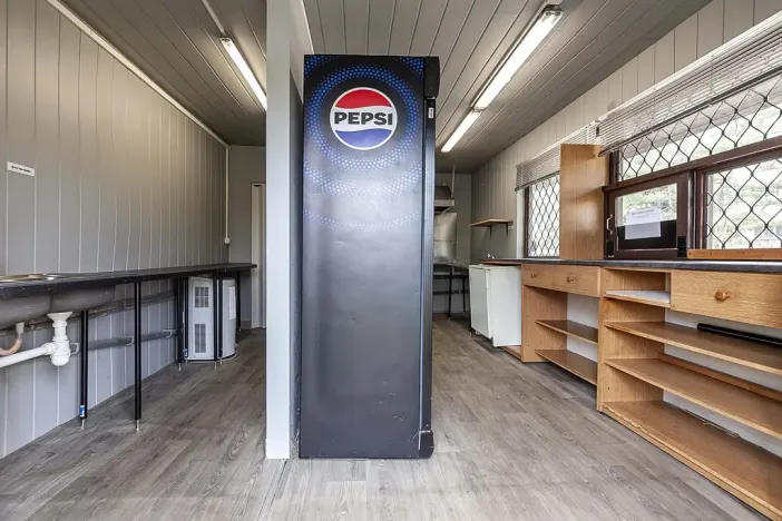 Prodej obchodního prostoru, Praha - Horní Počernice, Běluňská, 24 m2