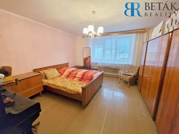 Prodej rodinného domu, Oplocany, 230 m2