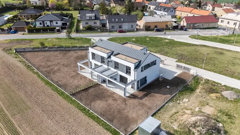 Prodej rodinného domu, Slaný, 156 m2