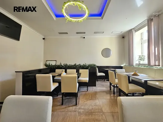 Pronájem restaurace, Praha - Vršovice, Kodaňská, 141 m2