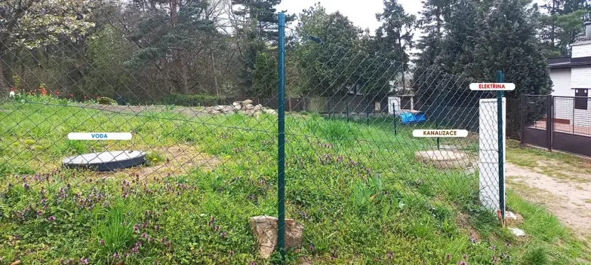 Prodej pozemku pro bydlení, Větrušice, Úzká, 810 m2