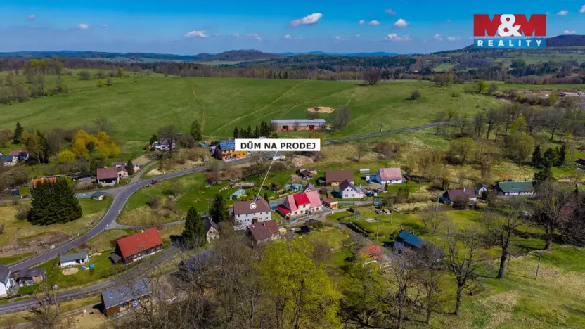 Prodej rodinného domu, Mikulášovice, 180 m2