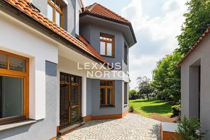 Pronájem rodinného domu, Praha - Nebušice, Malý dvůr, 250 m2