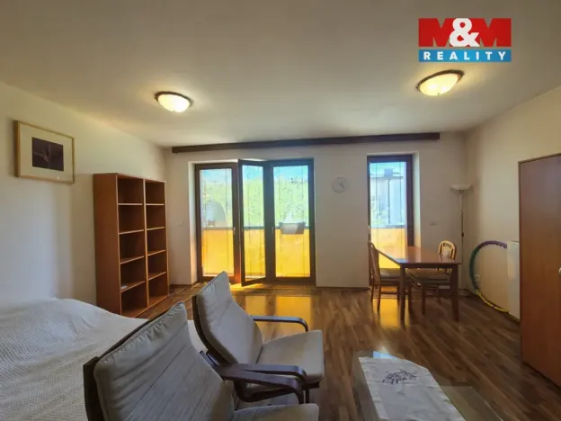 Prodej bytu 1+kk, Beroun - Beroun-Město, Nad Paloučkem, 38 m2