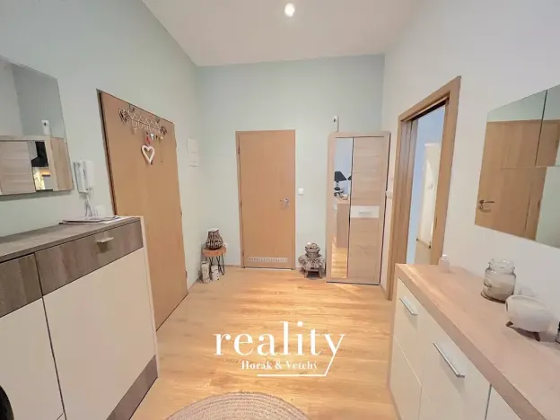 Pronájem bytu 2+kk, Znojmo, Na Kopečku, 79 m2