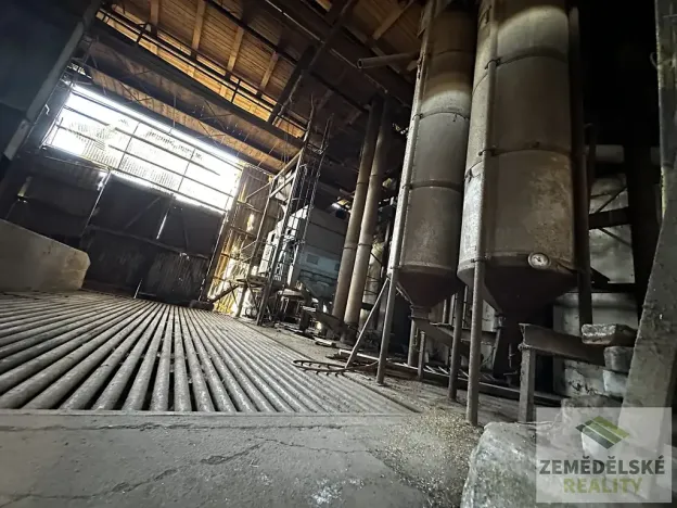 Prodej zemědělského objektu, Třebihošť, 1070 m2